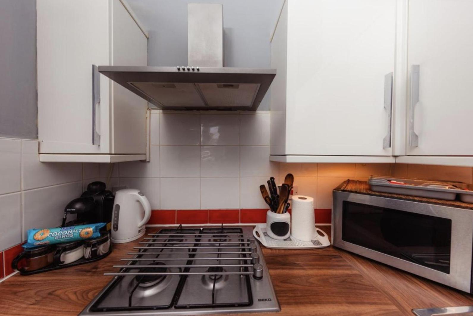 אדינבורו Warm Apartment By Holyrood Palace! מראה חיצוני תמונה